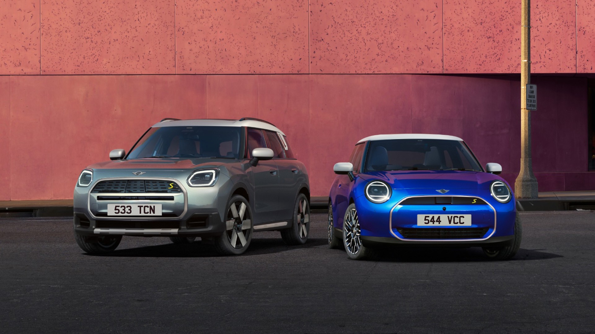Explore the MINI range